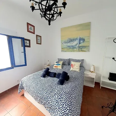 Casa Pescado A La Sombra De Un Drago * Arrecife (Lanzarote)