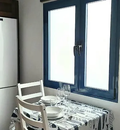 Casa Pescado A La Sombra De Un Drago أرّاثيفي