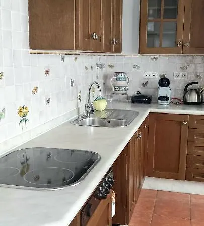 Casa Pescado A La Sombra De Un Drago أرّاثيفي