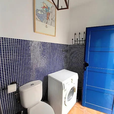 Casa Pescado A La Sombra De Un Drago شقة أرّاثيفي