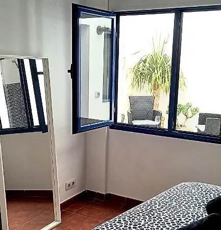 Lägenhet Casa Pescado A La Sombra De Un Drago *