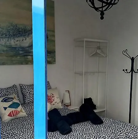 Casa Pescado A La Sombra De Un Drago *