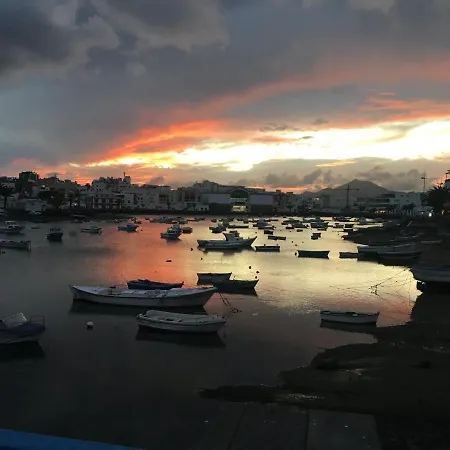 Casa Pescado A La Sombra De Un Drago アレシフェ