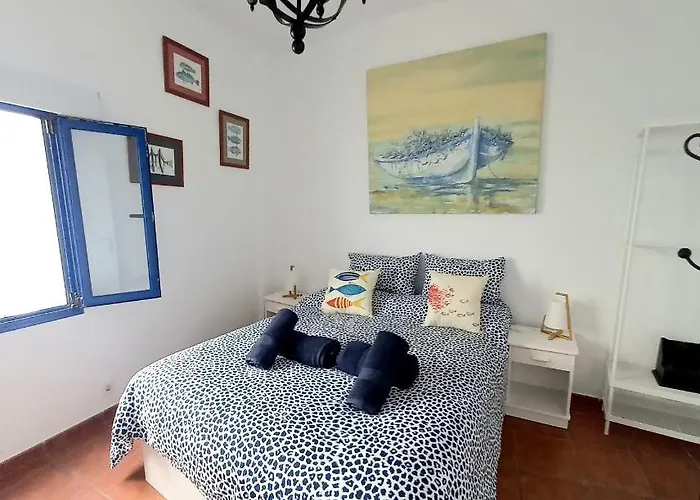 Casa Pescado A La Sombra De Un Drago * 아리시페