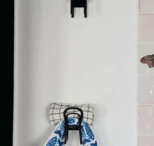 Casa Pescado A La Sombra De Un Drago *