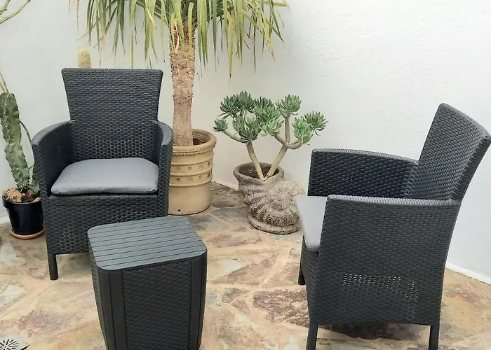 Casa Pescado A La Sombra De Un Drago 아리시페